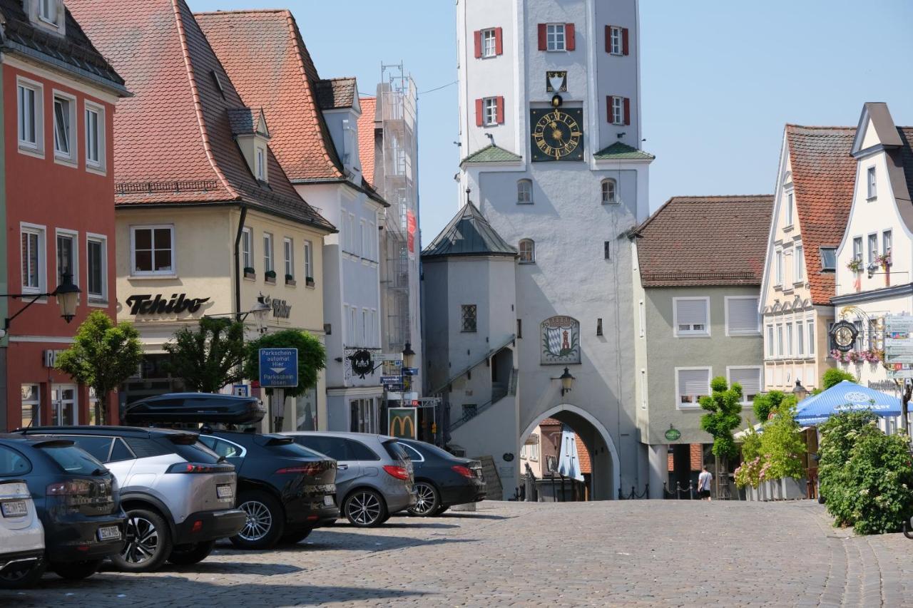 Casa Luxe - 110Qm - Stadtmitte - Familienfreundlich - Parkplatz - 5Km Zum Legoland ギュンツブルク エクステリア 写真